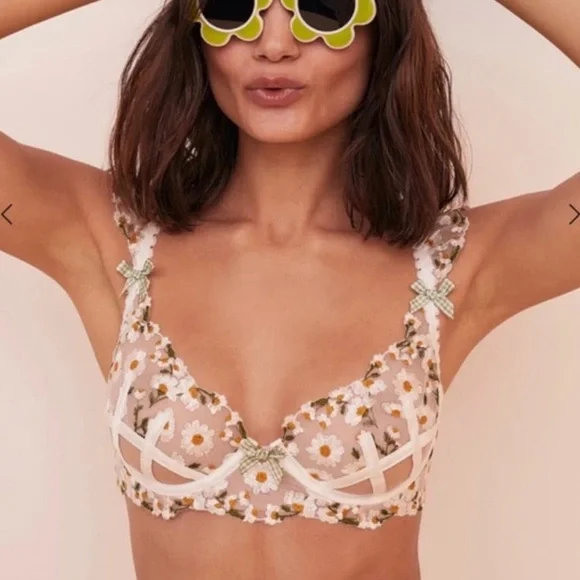 NWT for love and lemons tossed daisy bra - Picture 2 of 4